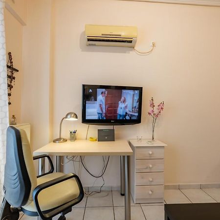 Ferienwohnung Flat In Excellent Location With Private Parking Athen Exterior foto